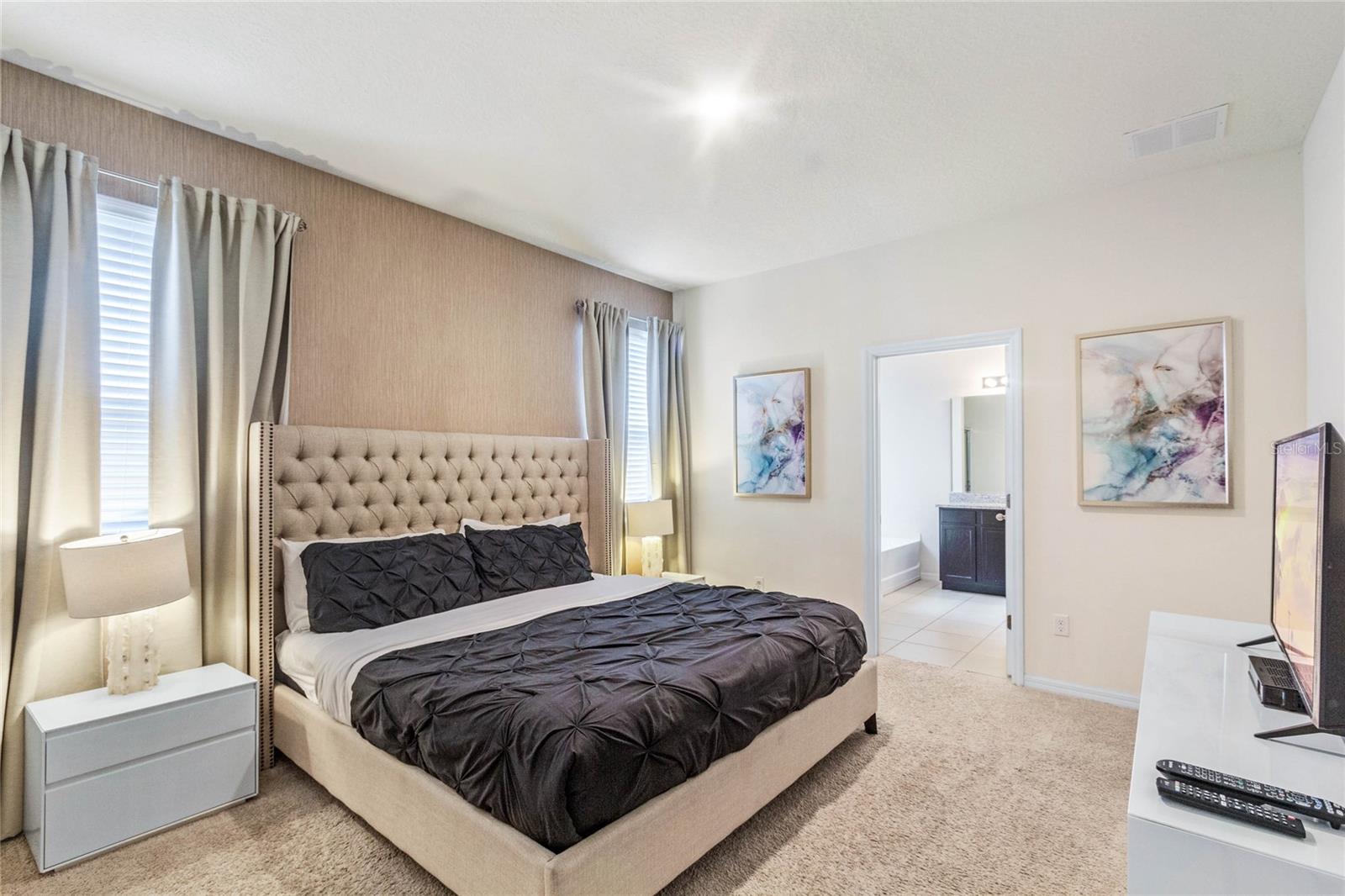 6070 BROAD OAK Dr DAVENPORT, FL 33837