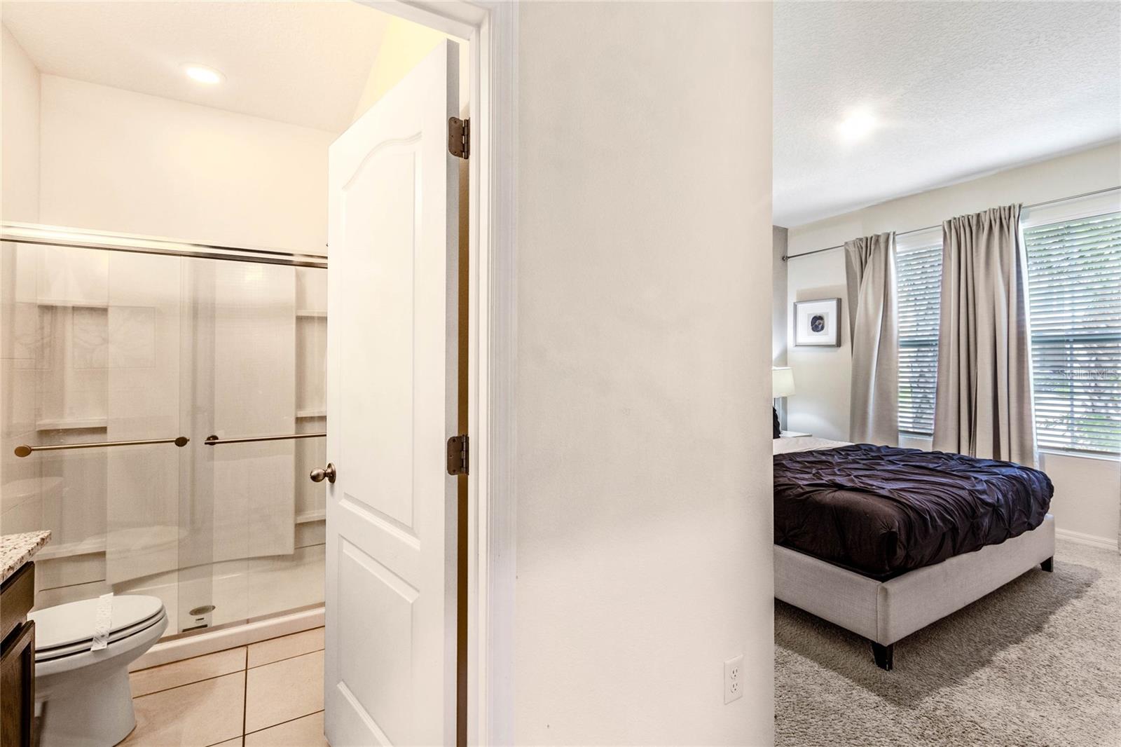 6070 BROAD OAK Dr DAVENPORT, FL 33837