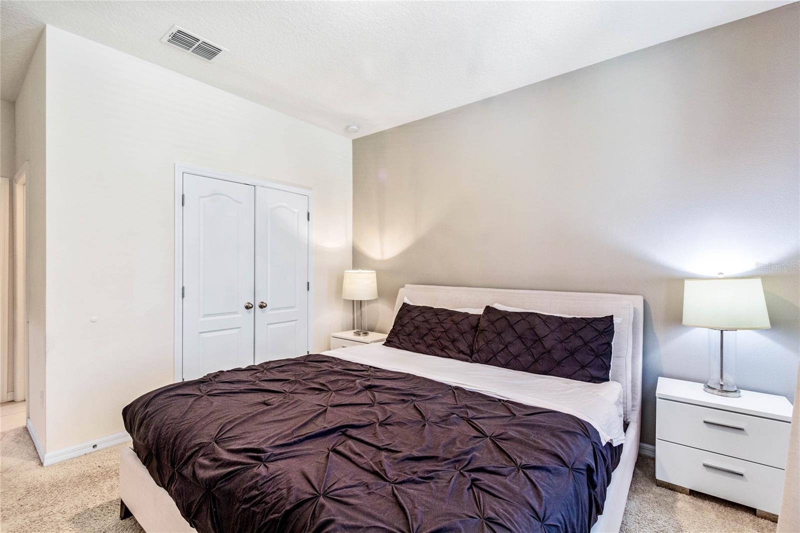 6070 BROAD OAK Dr DAVENPORT, FL 33837