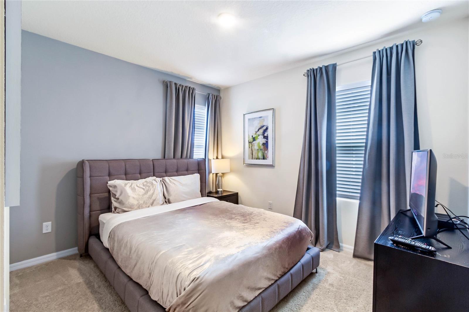 6070 BROAD OAK Dr DAVENPORT, FL 33837