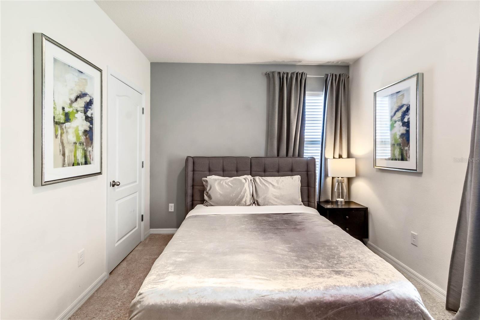 6070 BROAD OAK Dr DAVENPORT, FL 33837