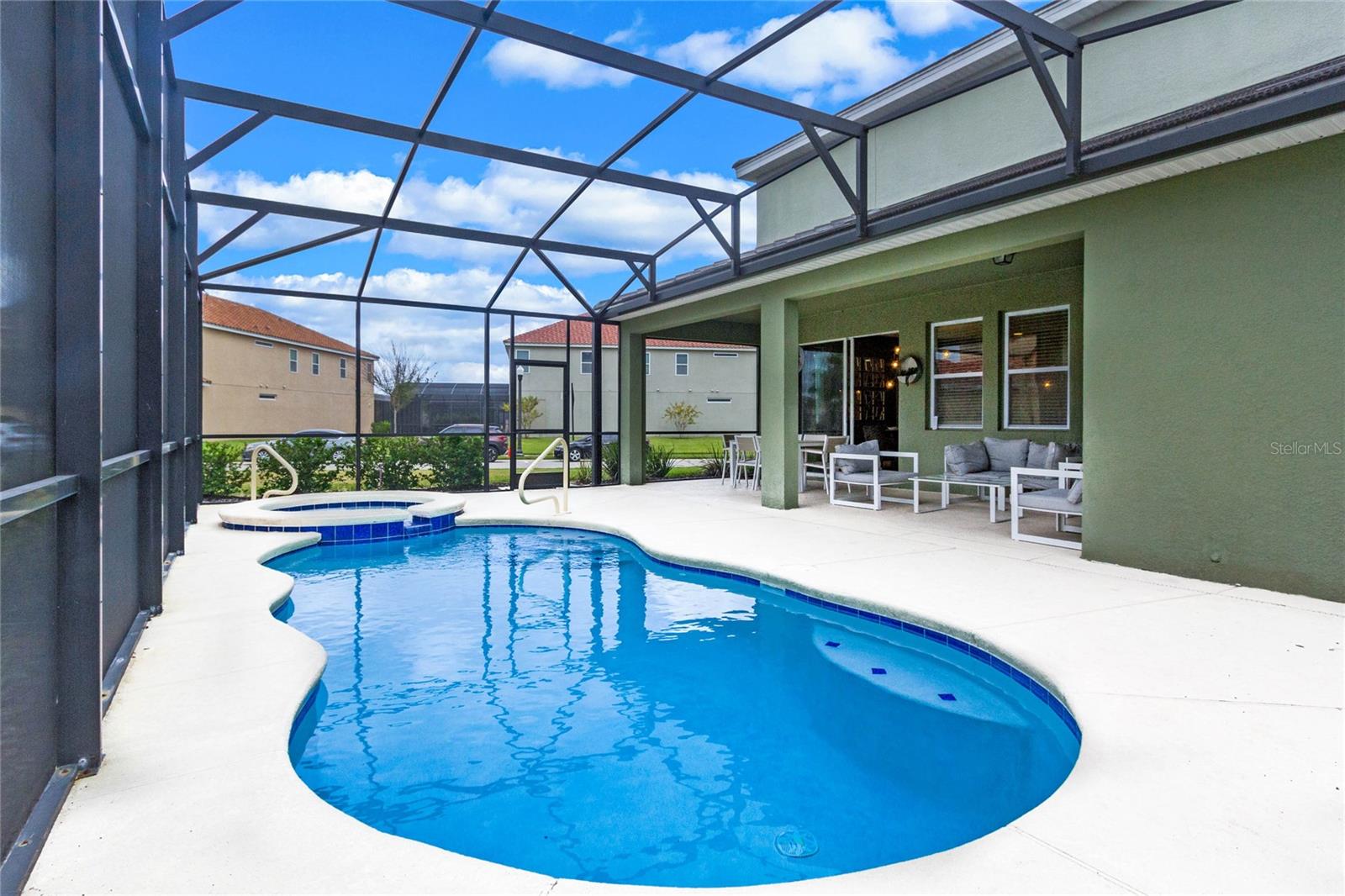 6070 BROAD OAK Dr DAVENPORT, FL 33837