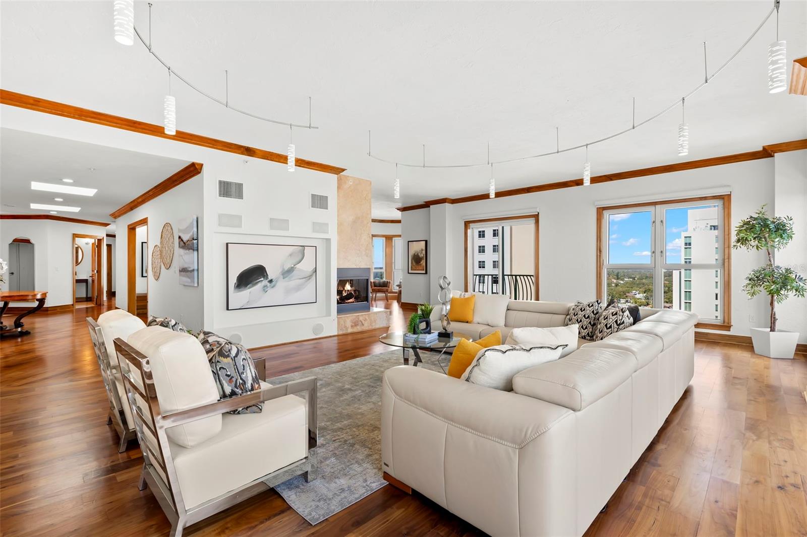 288 Bch Dr #PH-2A ST PETERSBURG, FL 33701