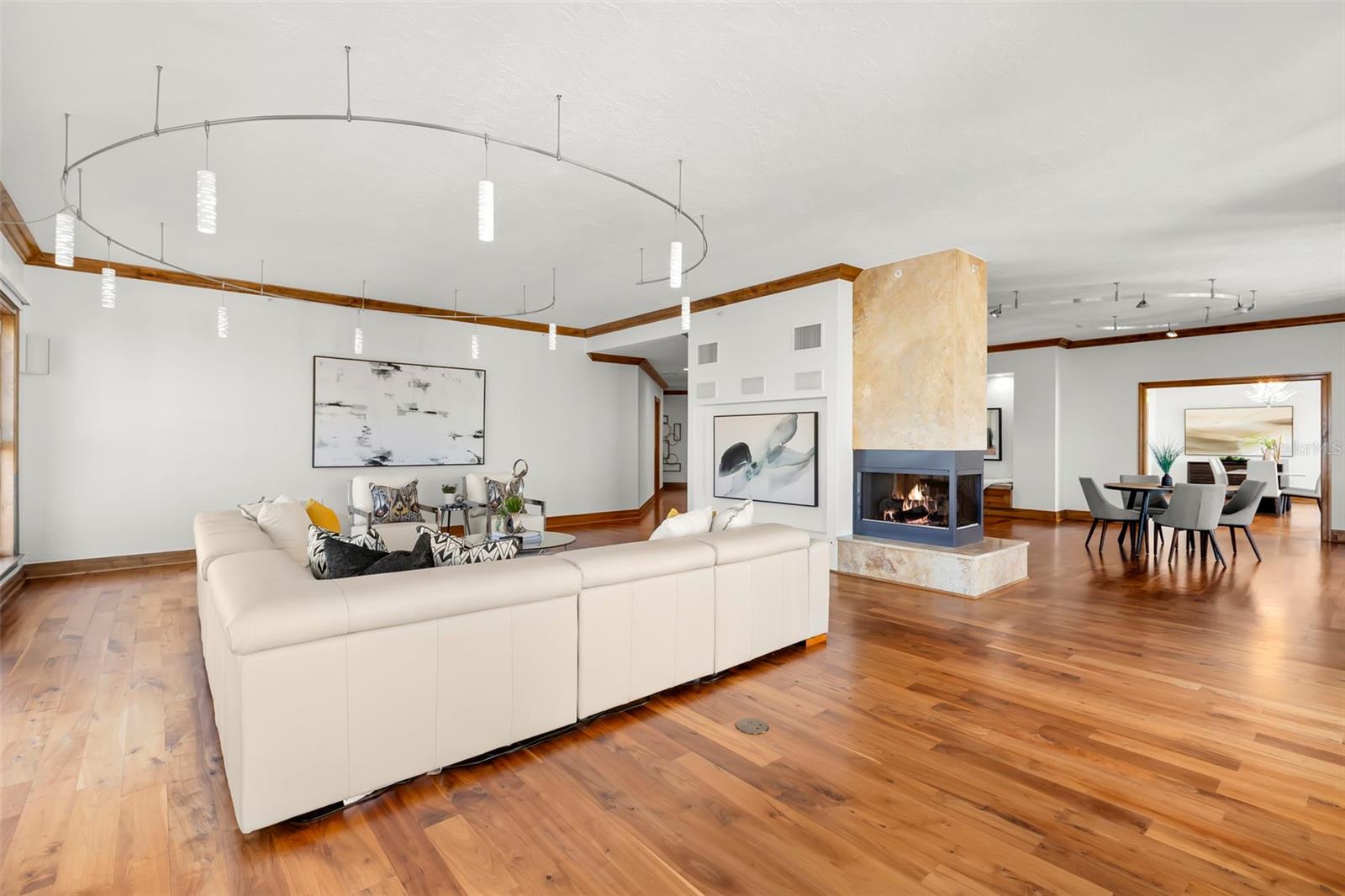 288 Bch Dr #PH-2A ST PETERSBURG, FL 33701