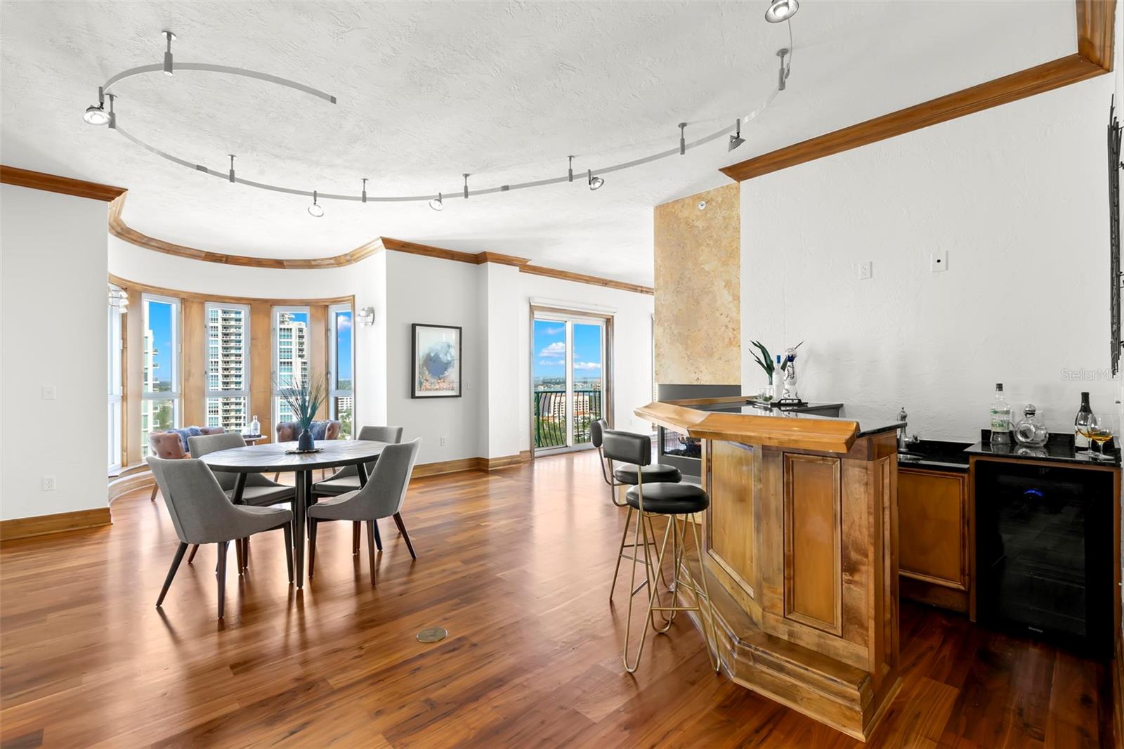 288 Bch Dr #PH-2A ST PETERSBURG, FL 33701