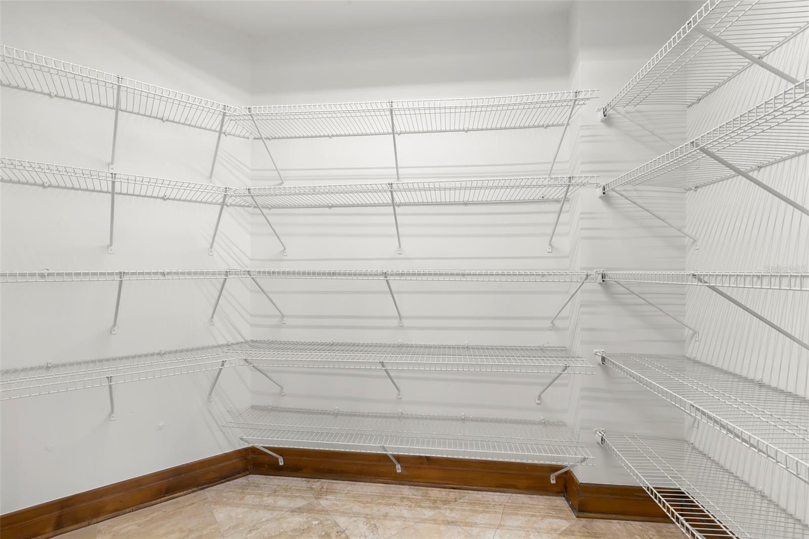 288 Bch Dr #PH-2A ST PETERSBURG, FL 33701