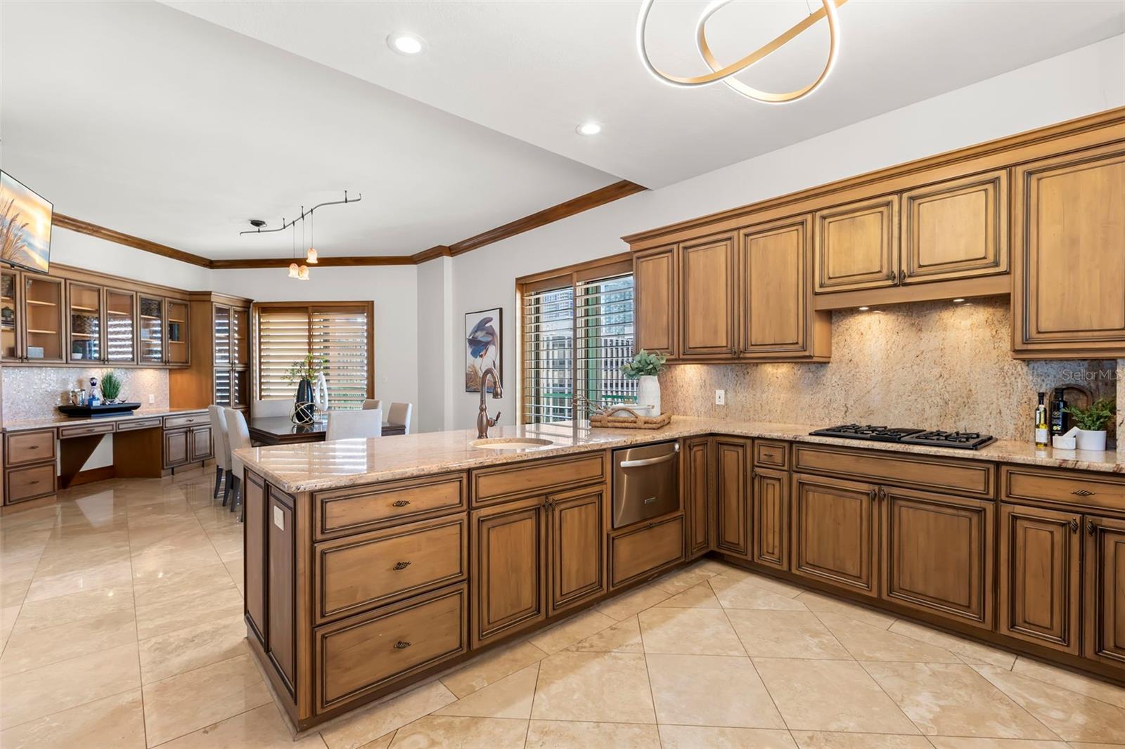 288 Bch Dr #PH-2A ST PETERSBURG, FL 33701