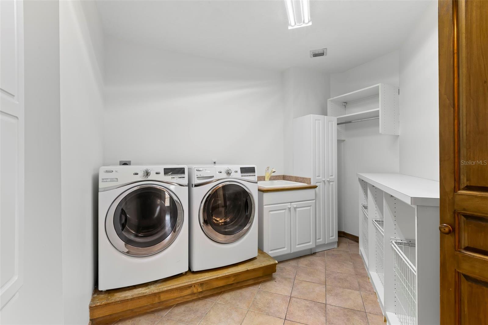 288 Bch Dr #PH-2A ST PETERSBURG, FL 33701