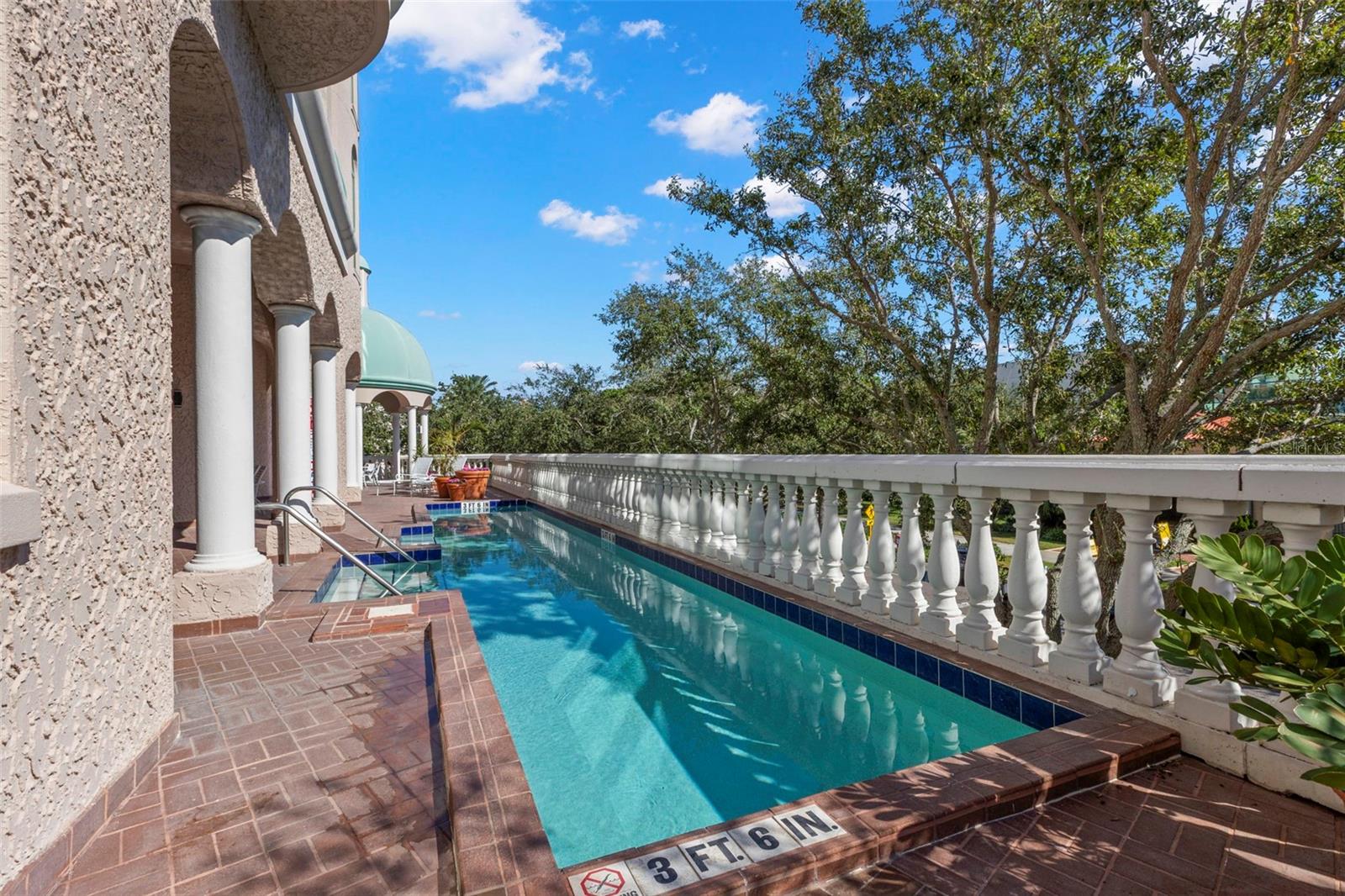 288 Bch Dr #PH-2A ST PETERSBURG, FL 33701