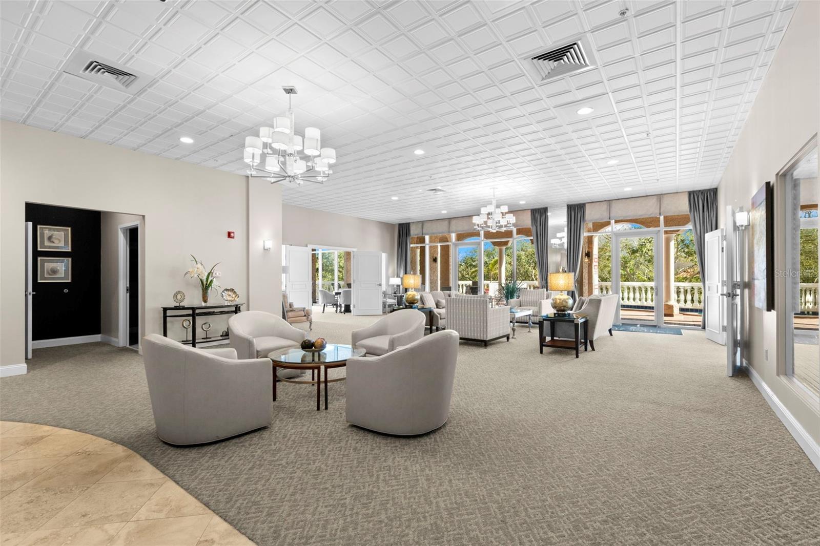 288 Bch Dr #PH-2A ST PETERSBURG, FL 33701