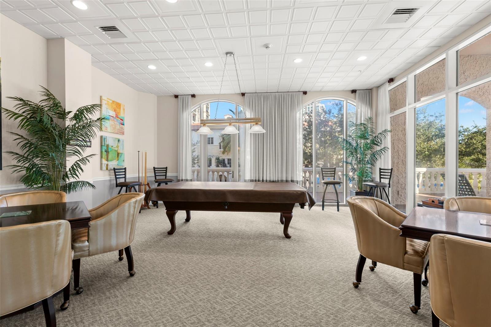 288 Bch Dr #PH-2A ST PETERSBURG, FL 33701