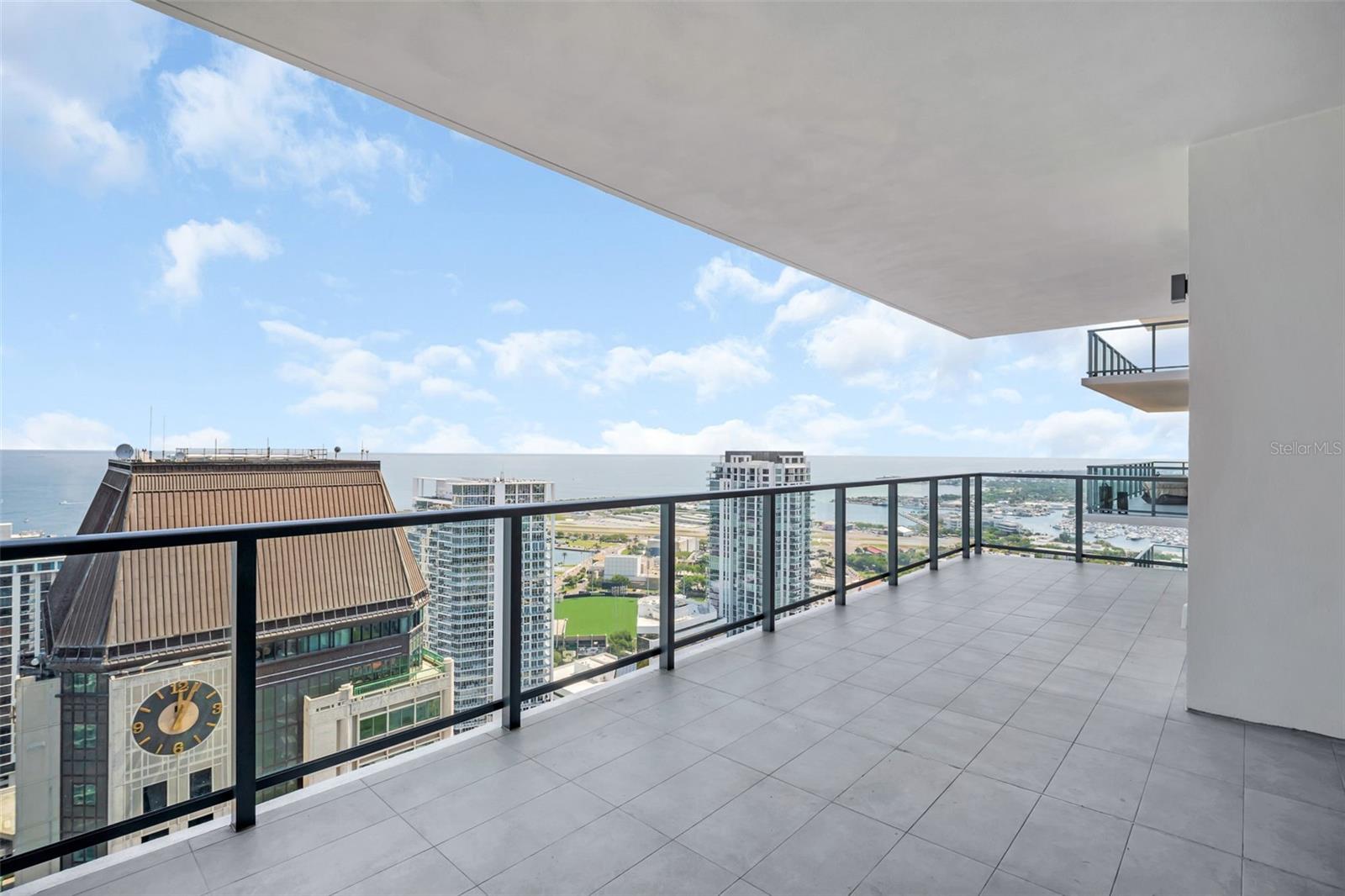 275 1ST Ave #3704 ST PETERSBURG, FL 33701