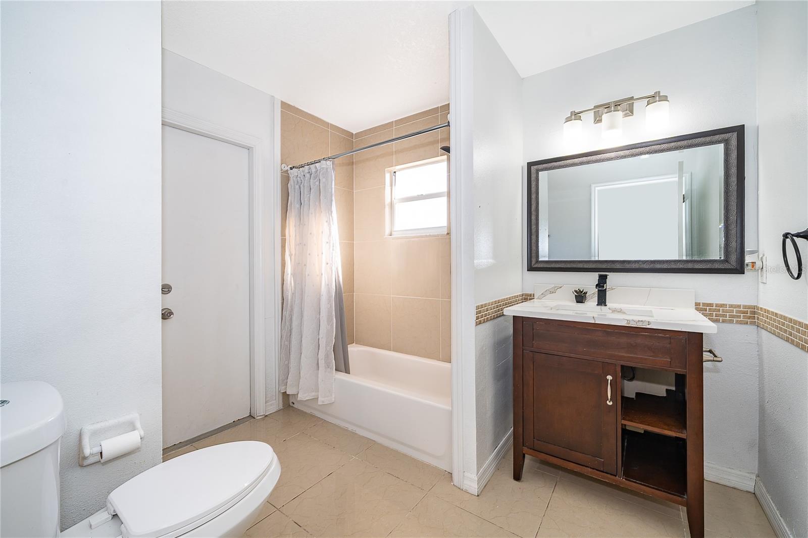 643 BROCKTON Dr KISSIMMEE, FL 34758