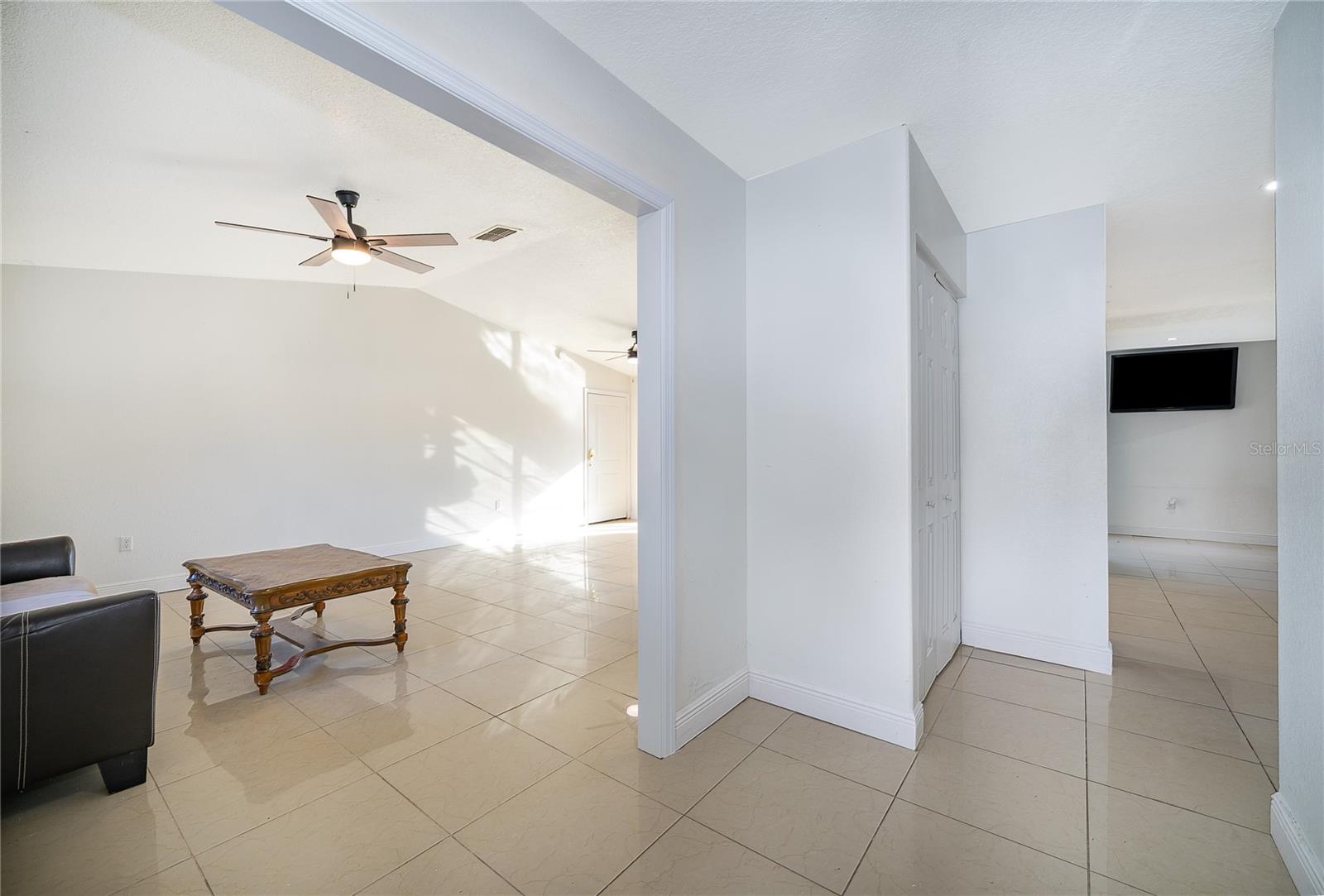 643 BROCKTON Dr KISSIMMEE, FL 34758