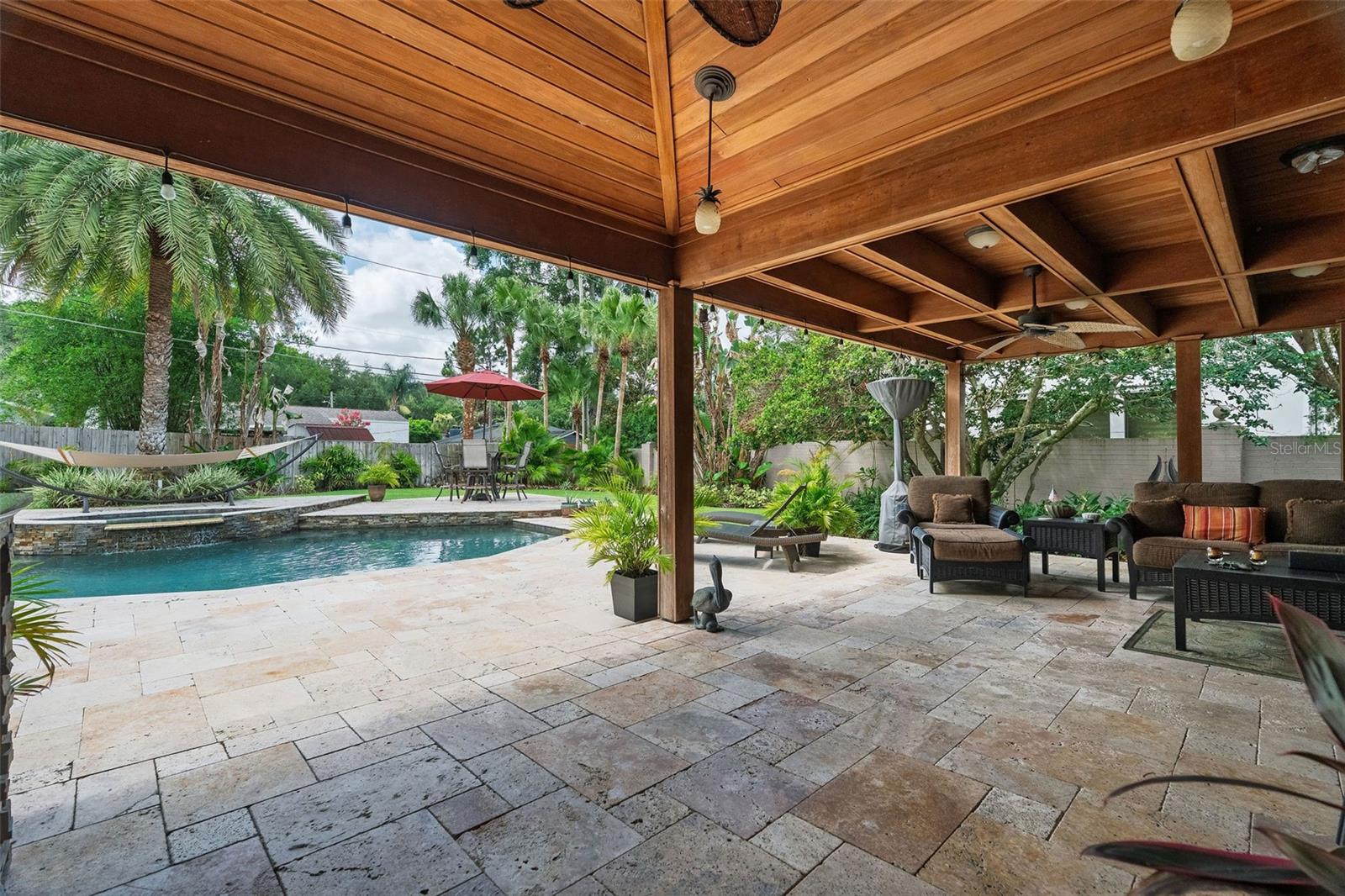 830 Lk DAVIS Dr ORLANDO, FL 32806