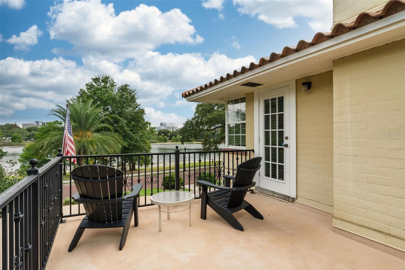 830 Lk DAVIS Dr ORLANDO, FL 32806