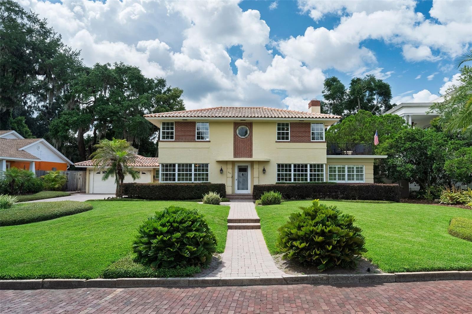 830 Lk DAVIS Dr ORLANDO, FL 32806
