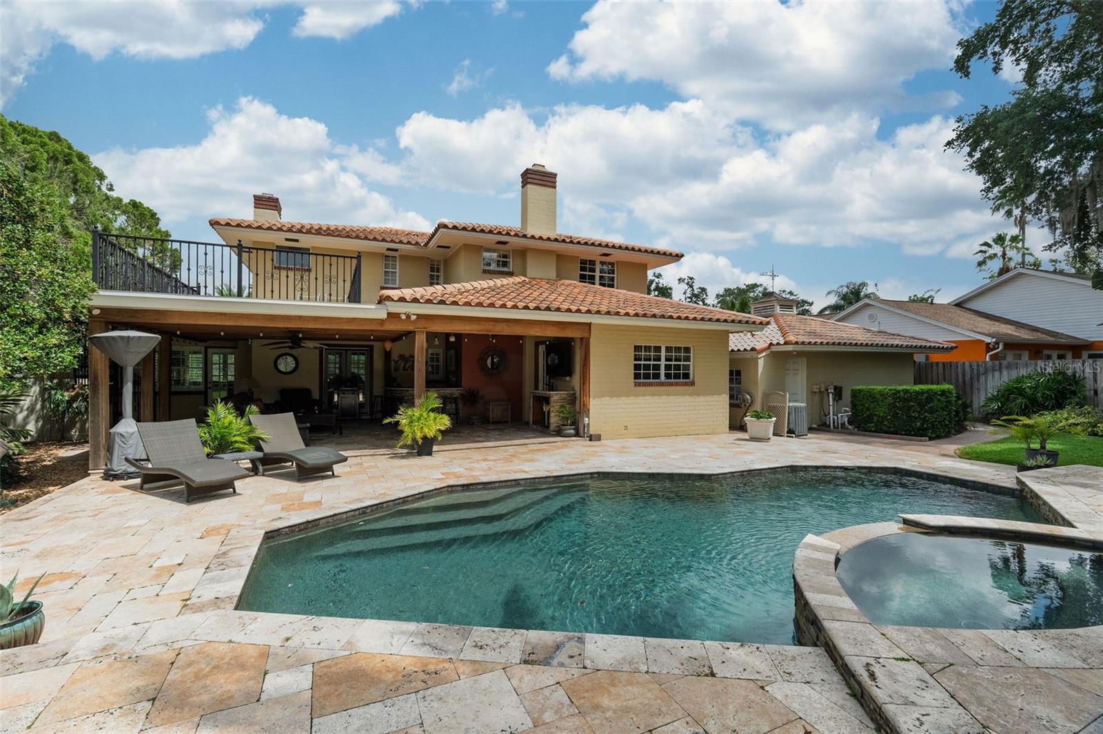 830 Lk DAVIS Dr ORLANDO, FL 32806
