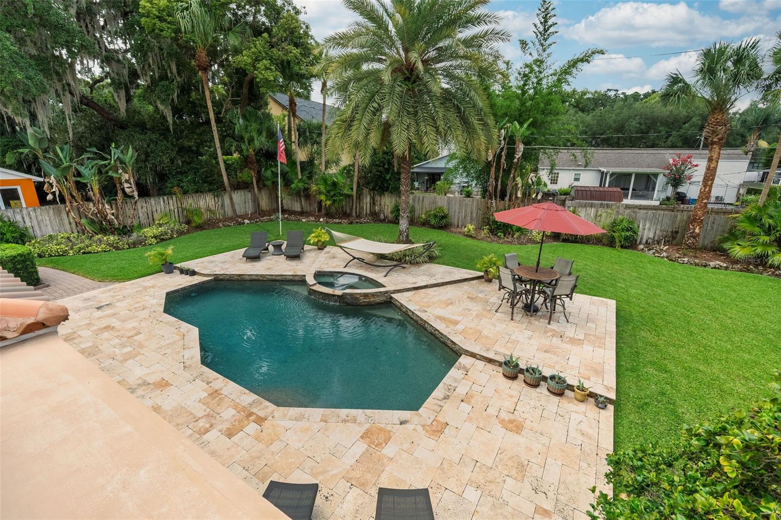 830 Lk DAVIS Dr ORLANDO, FL 32806