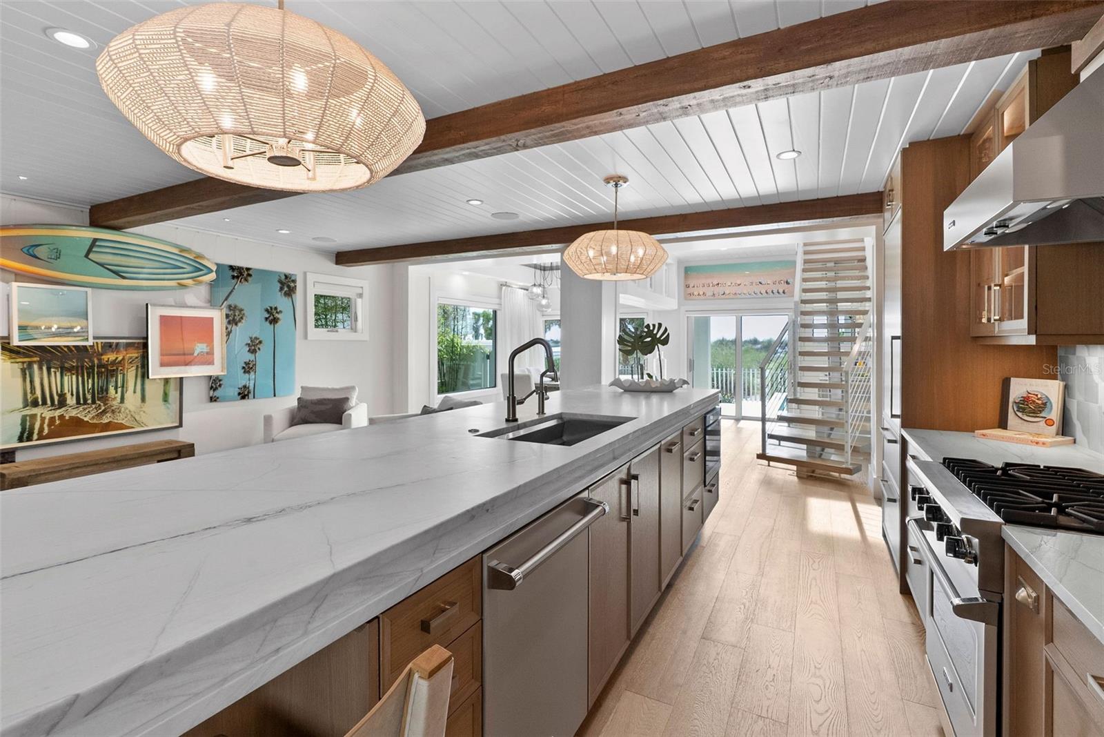 2807 SUNSET Way ST PETE BEACH, FL 33706