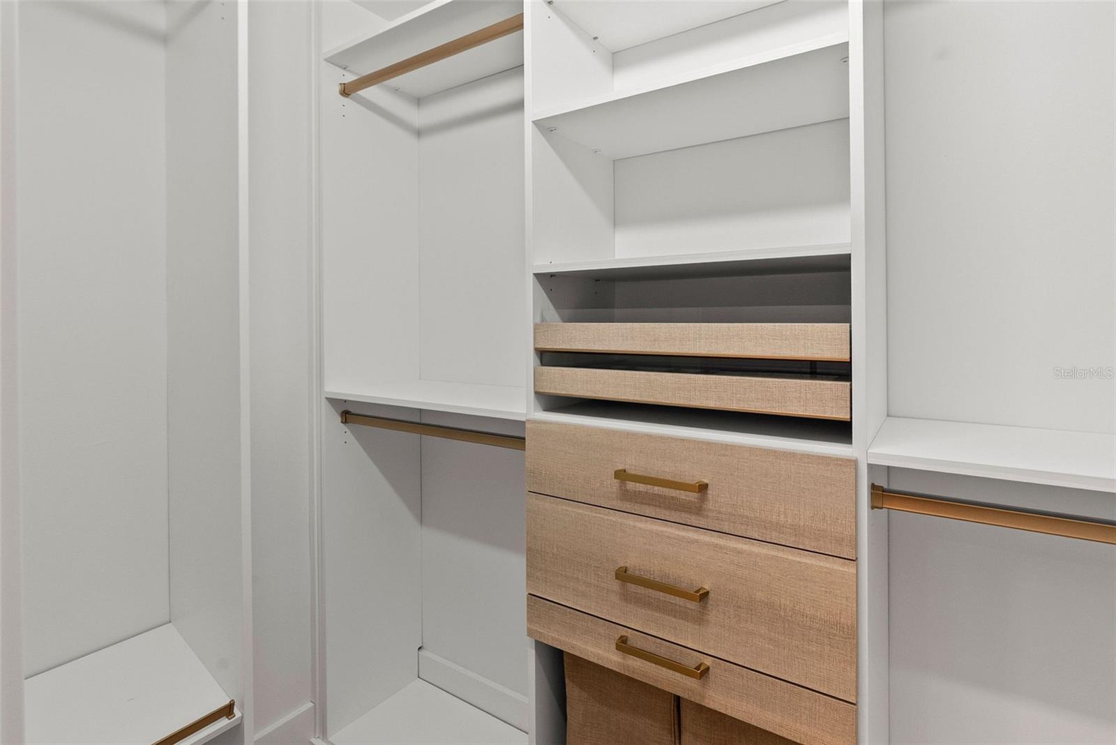 2807 SUNSET Way ST PETE BEACH, FL 33706