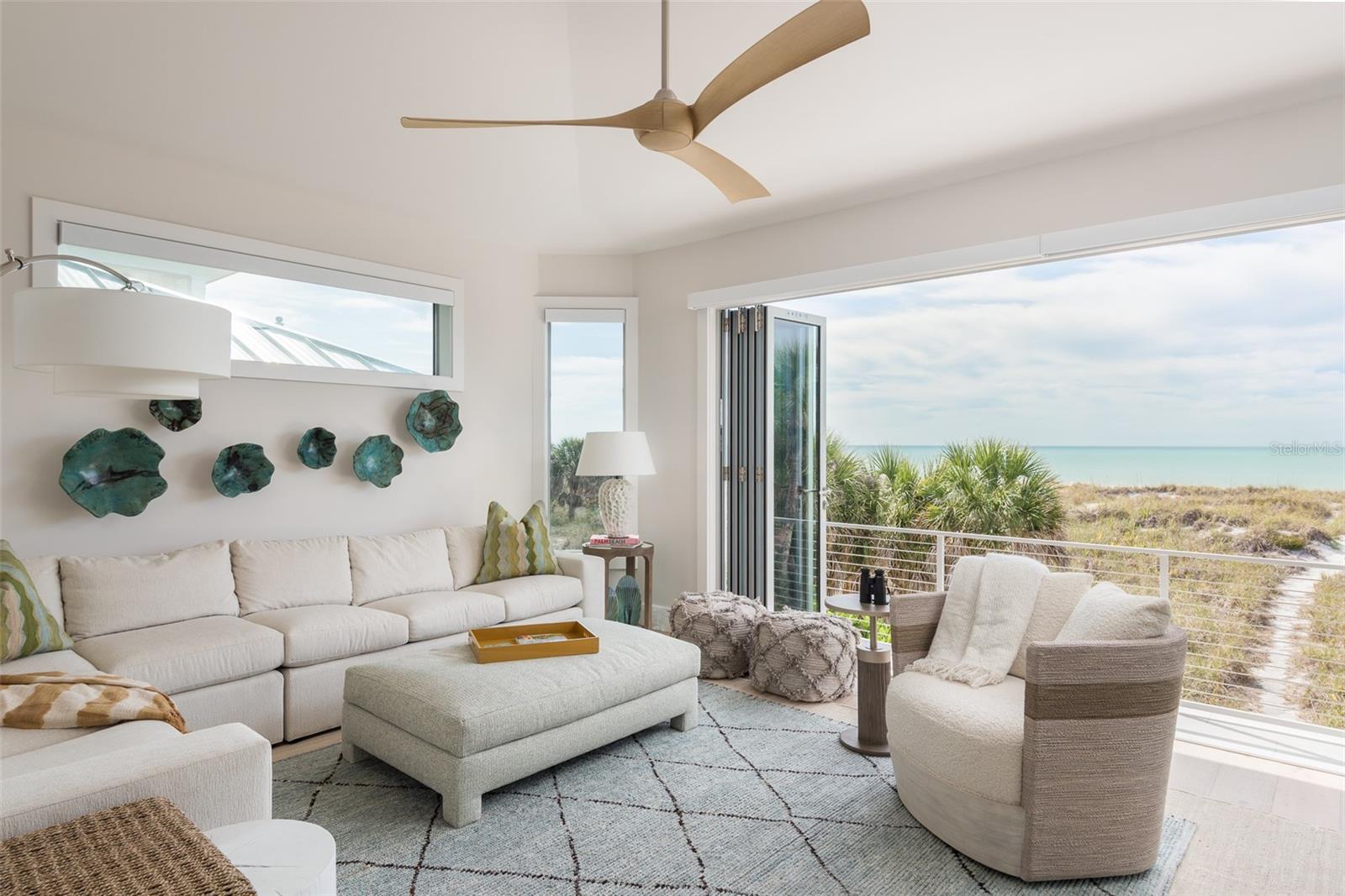 2807 SUNSET Way ST PETE BEACH, FL 33706