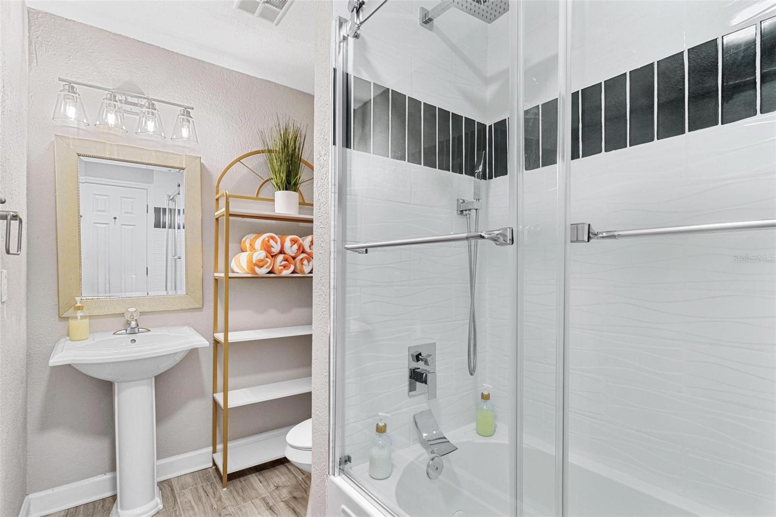 5127 CAESAR Way ST PETERSBURG, FL 33712