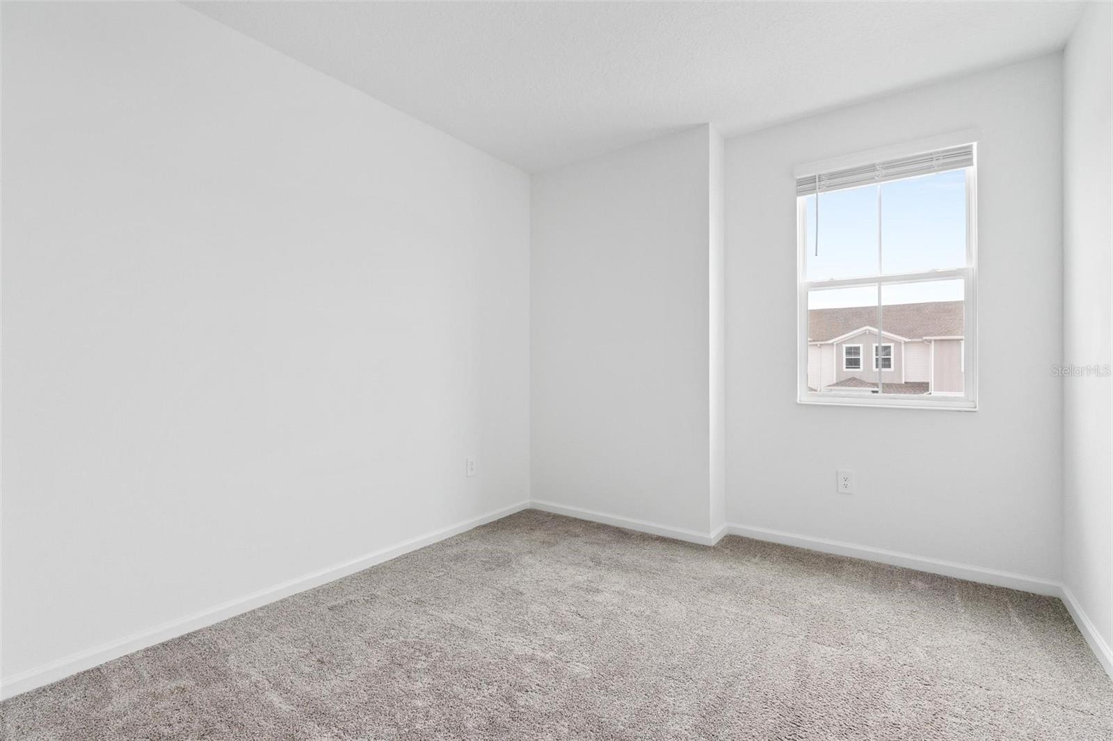 7713 STONE Crk Trl KISSIMMEE, FL 34747