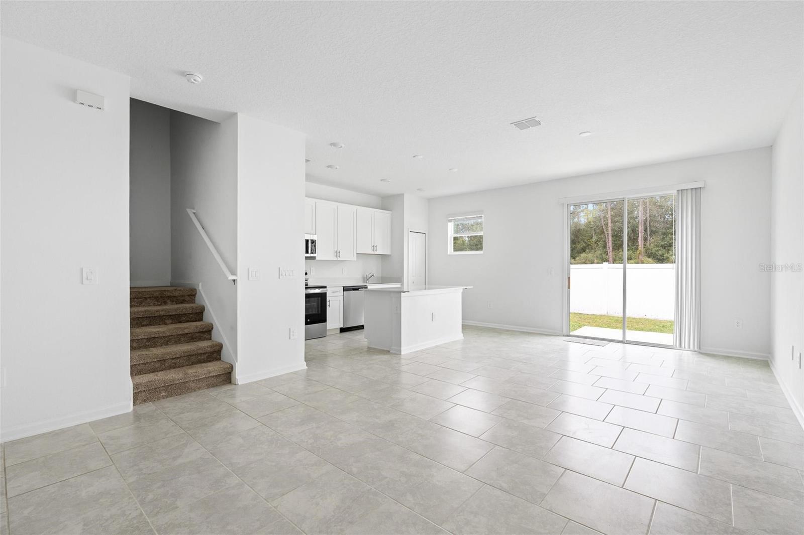 7713 STONE Crk Trl KISSIMMEE, FL 34747