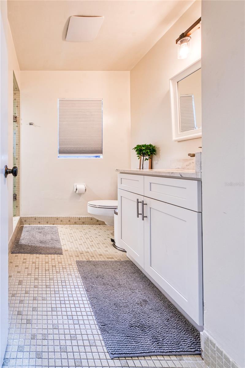 1809 PEPPERIDGE Dr ORLANDO, FL 32806