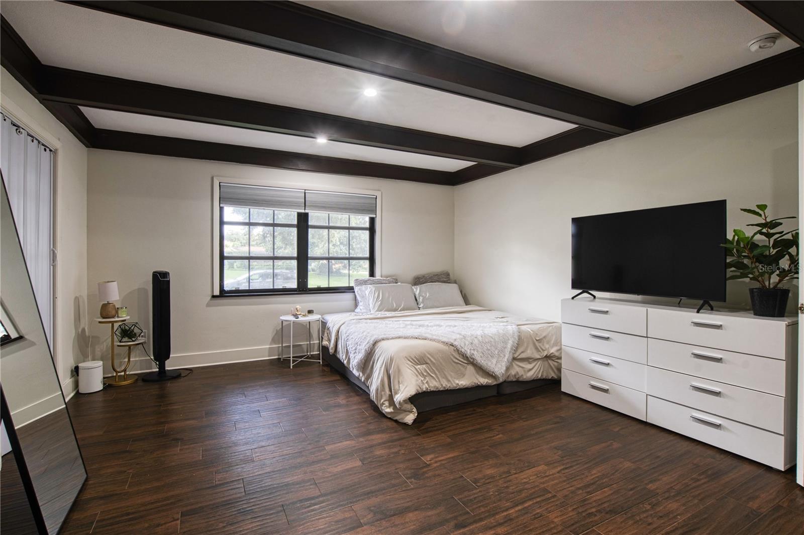 1809 PEPPERIDGE Dr ORLANDO, FL 32806