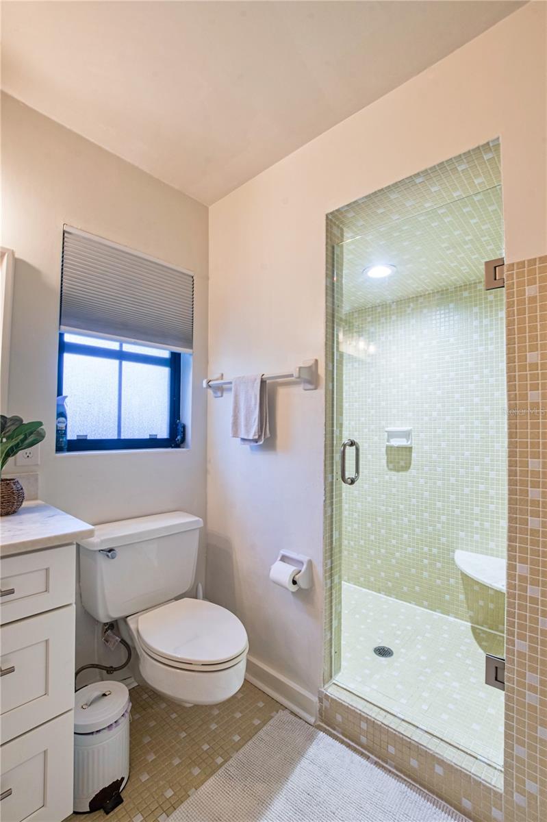 1809 PEPPERIDGE Dr ORLANDO, FL 32806