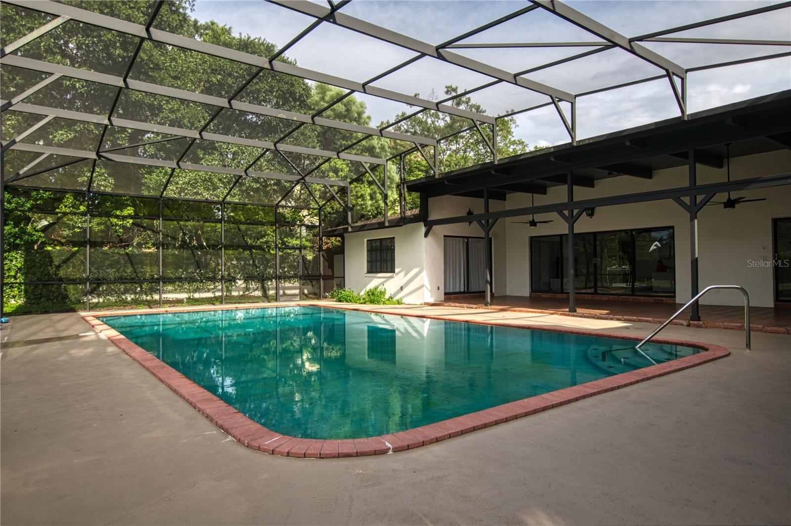 1809 PEPPERIDGE Dr ORLANDO, FL 32806