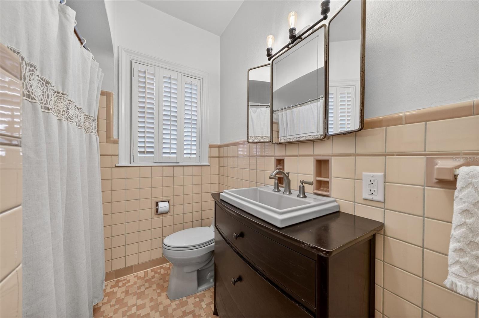 1415 LANCASTER Dr ORLANDO, FL 32806