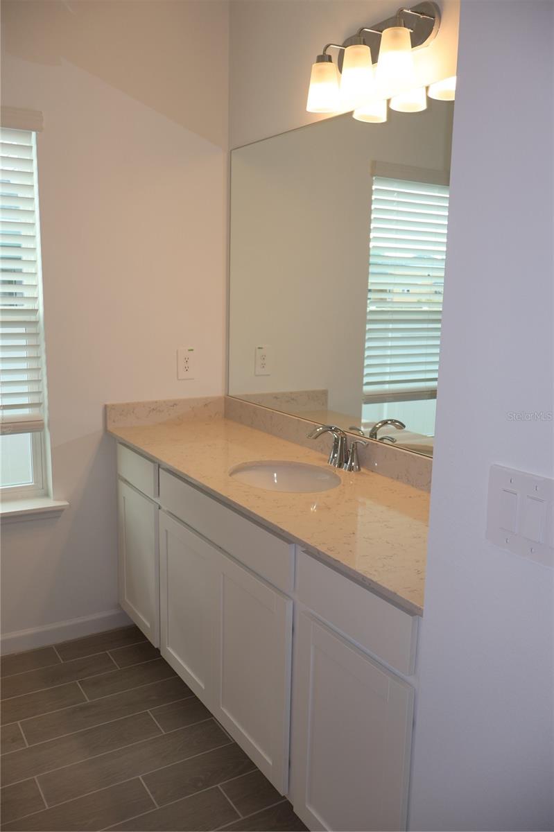 3260 NE 40TH Ln OCALA, FL 34479