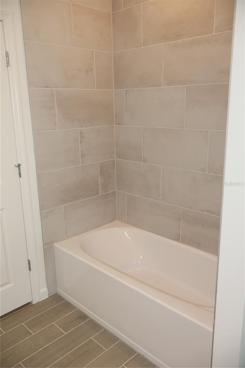 3260 NE 40TH Ln OCALA, FL 34479