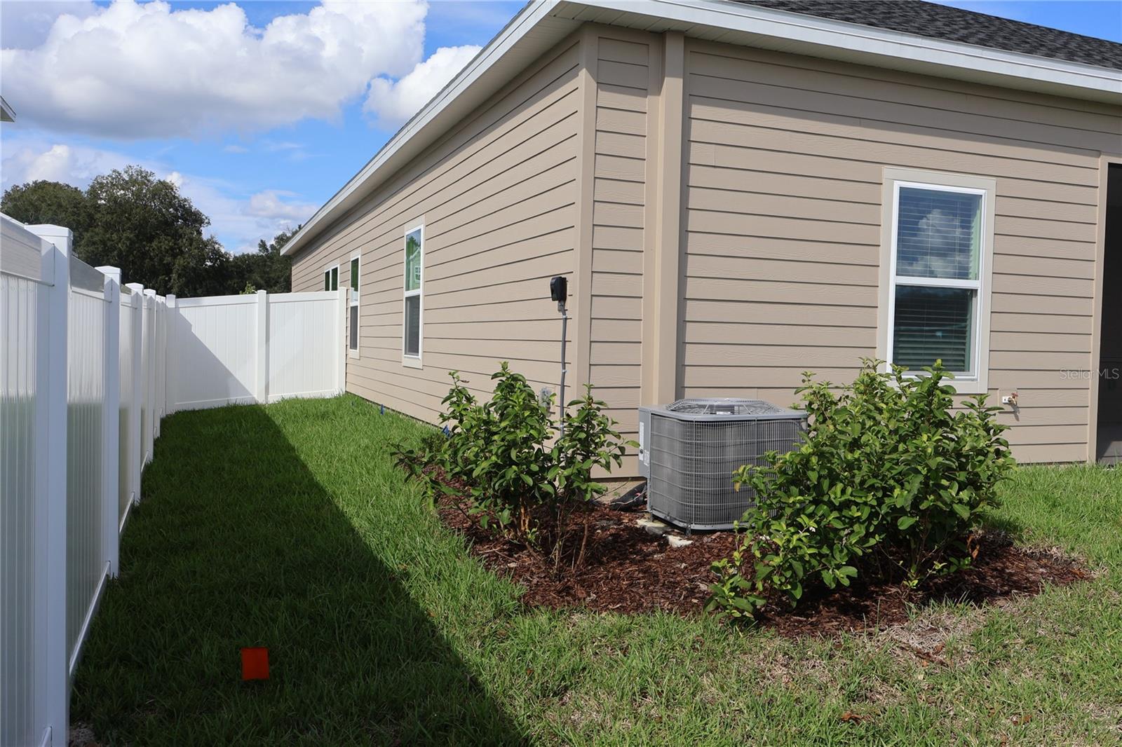 3260 NE 40TH Ln OCALA, FL 34479