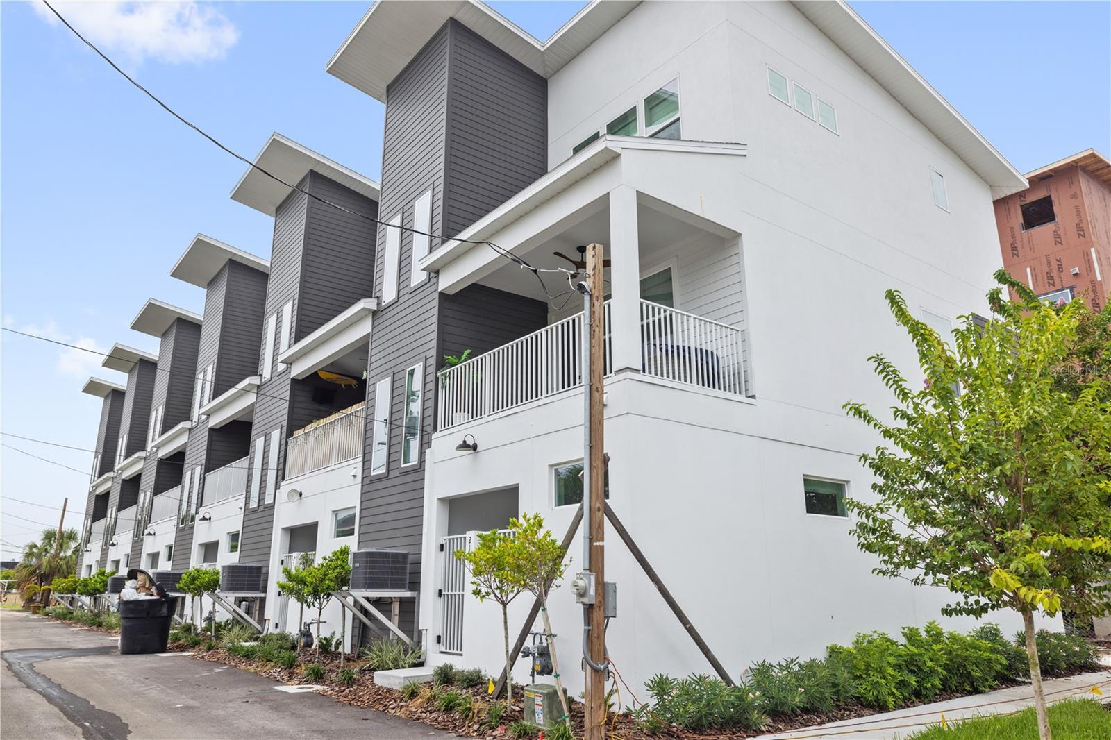 41 29TH St ST PETERSBURG, FL 33713