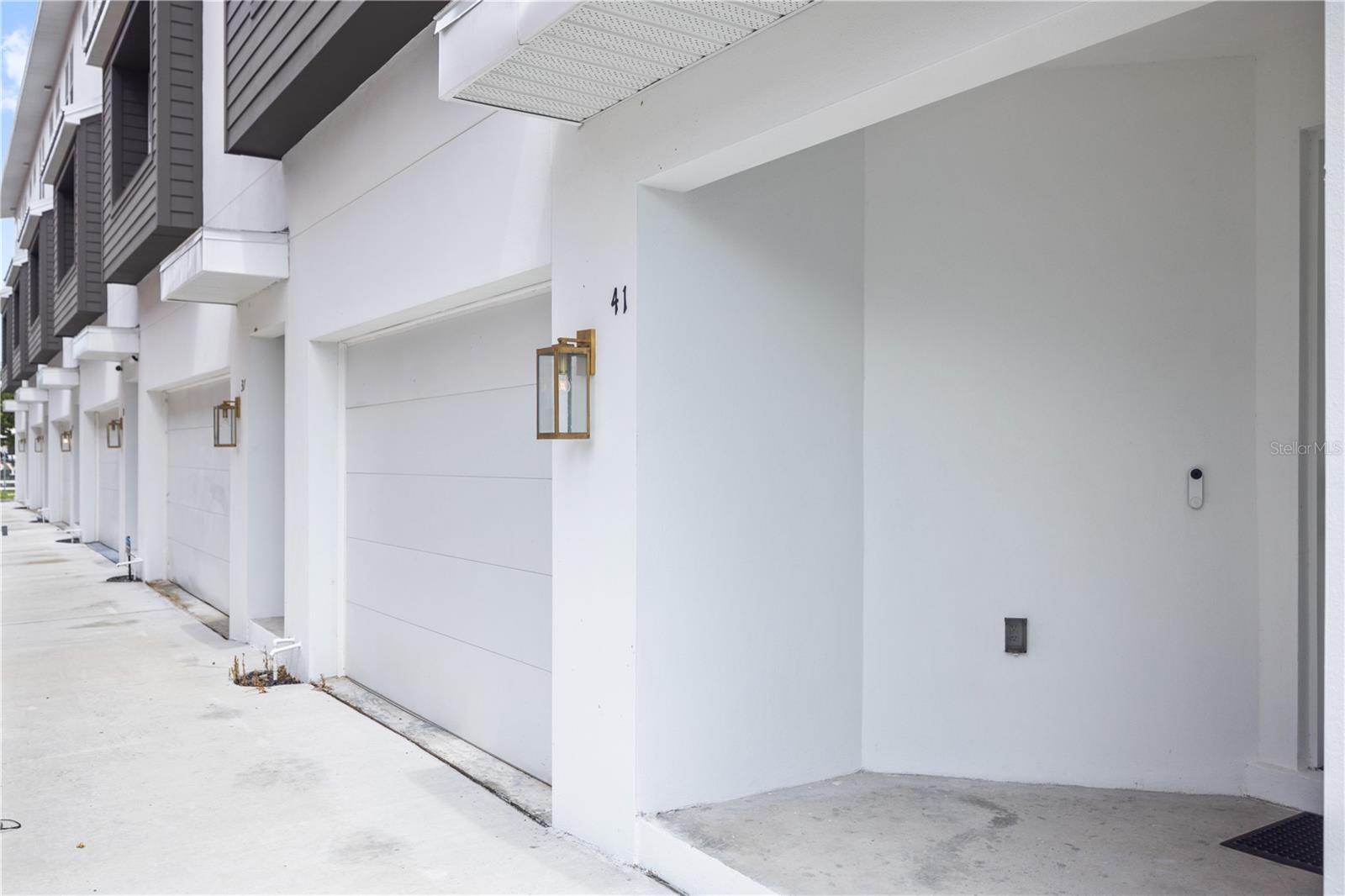 41 29TH St ST PETERSBURG, FL 33713