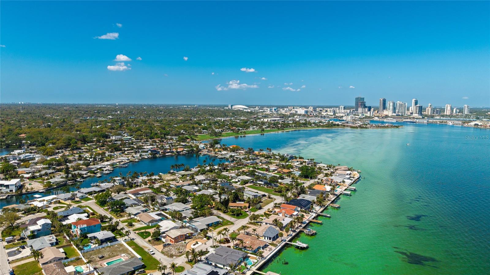 2540 E BAY Isle Dr ST PETERSBURG, FL 33705