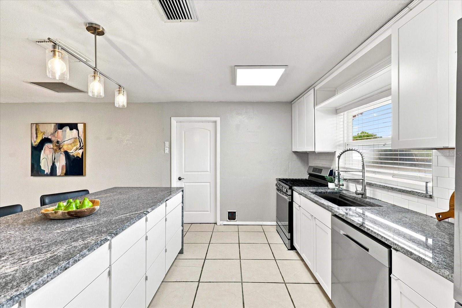 1354 62ND Ave ST PETERSBURG, FL 33705