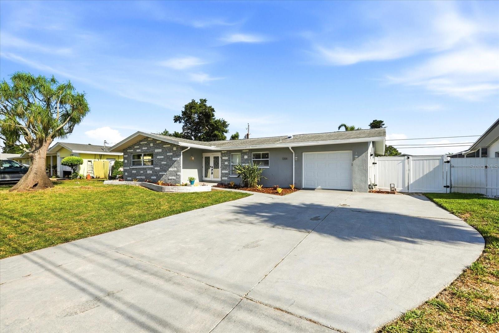 1354 62ND Ave ST PETERSBURG, FL 33705