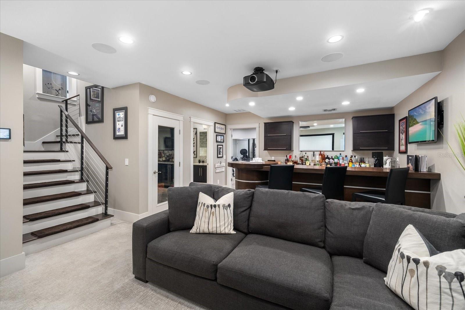 13 Hl Ave ORLANDO, FL 32801