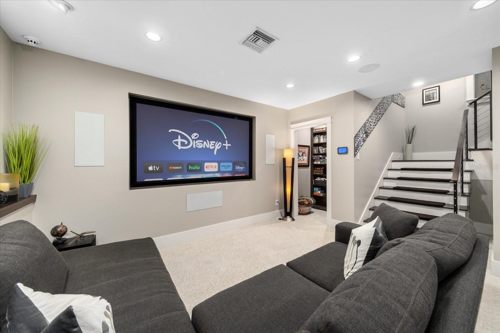 13 Hl Ave ORLANDO, FL 32801