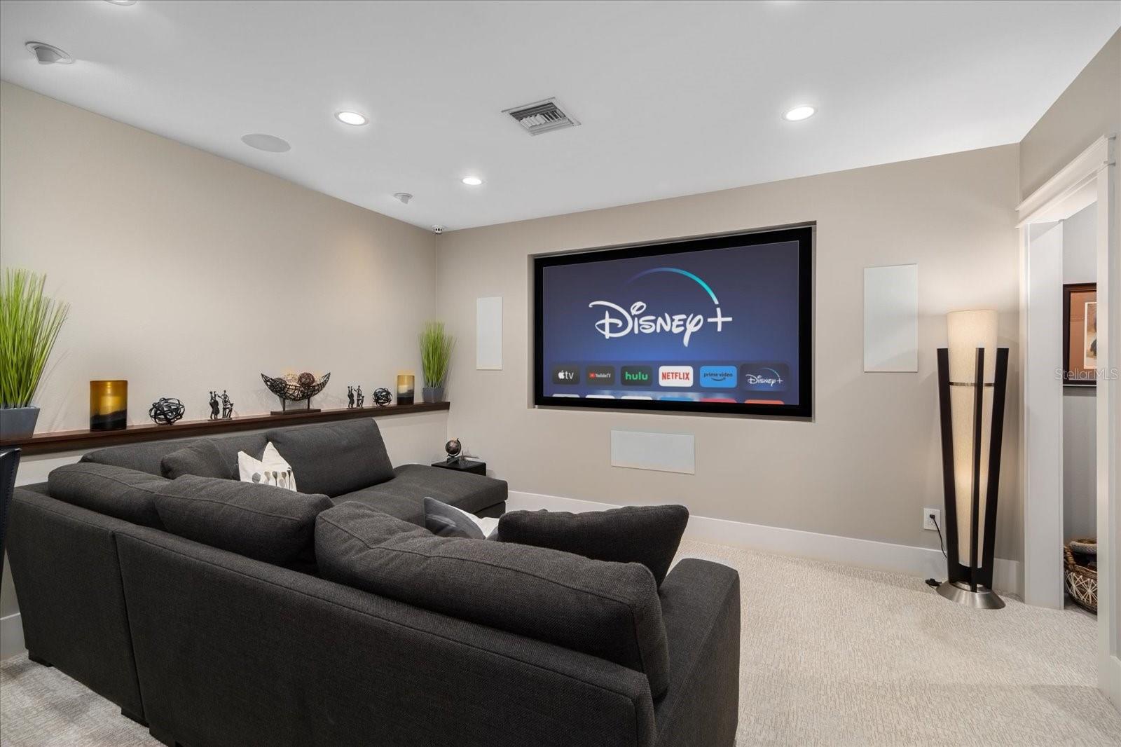 13 Hl Ave ORLANDO, FL 32801