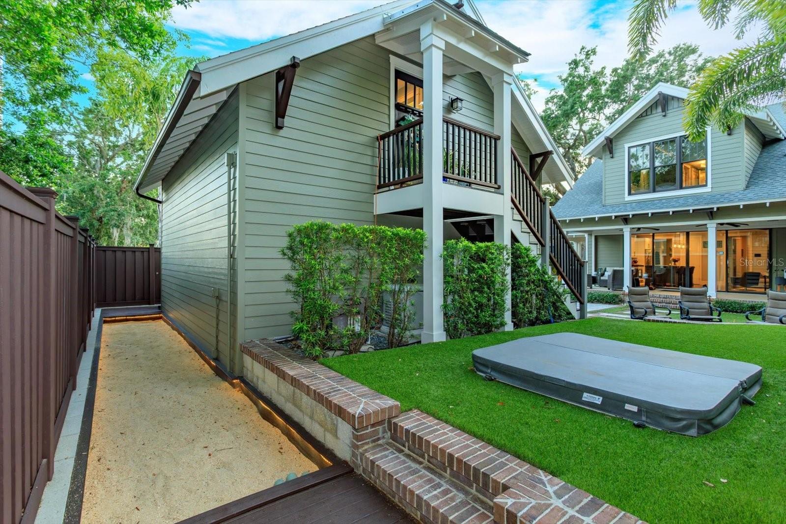 13 Hl Ave ORLANDO, FL 32801