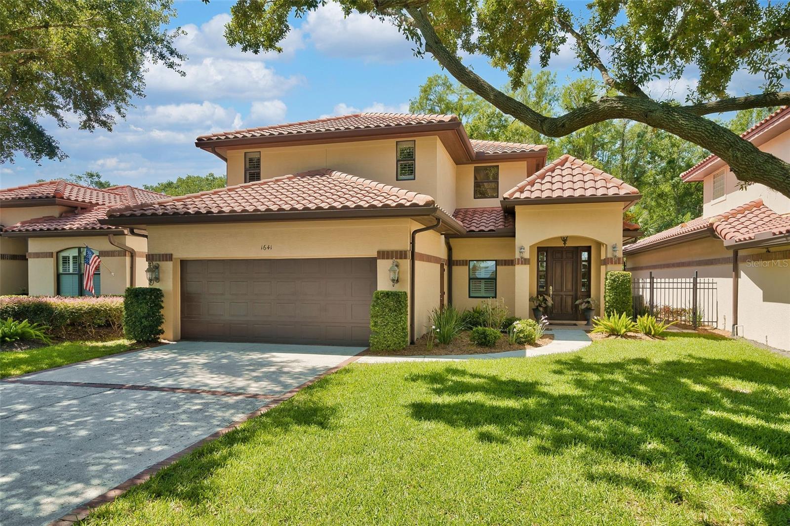 1641 GLEN EAGLES Way