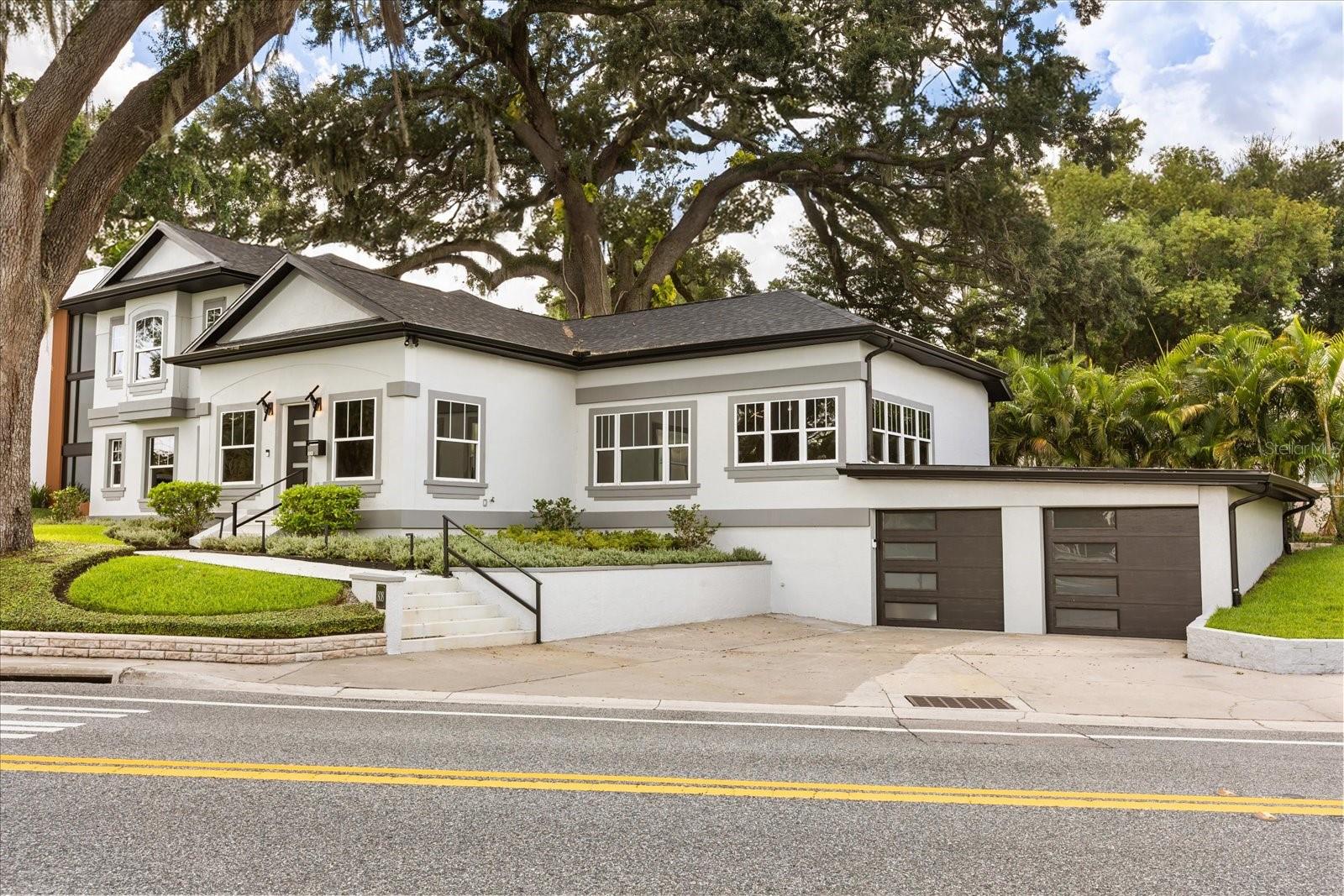 808 EDGEWATER Dr ORLANDO, FL 32804