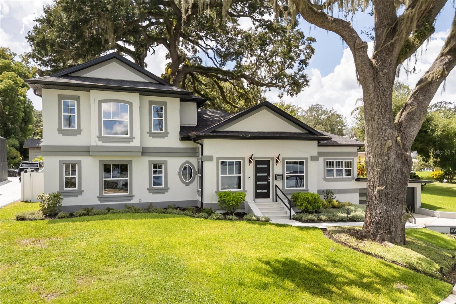 808 EDGEWATER Dr ORLANDO, FL 32804