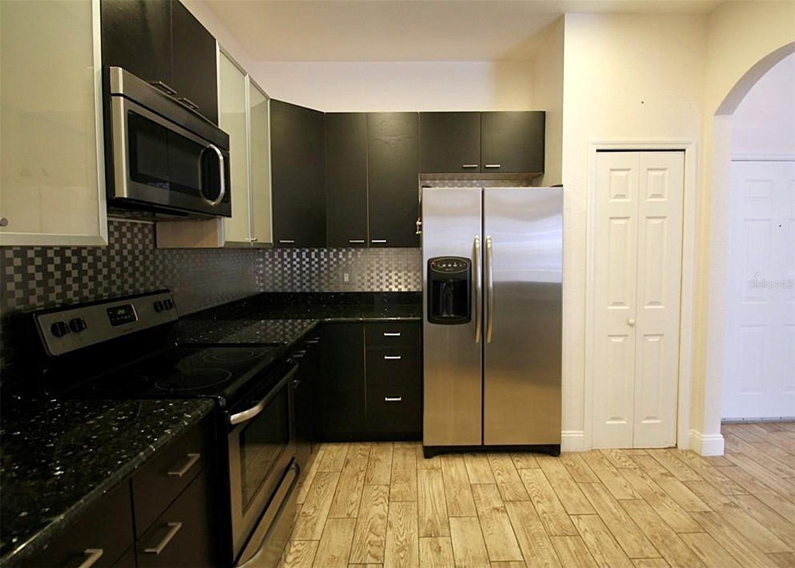 3001 LAUREL Park Ln #105 KISSIMMEE, FL 34741